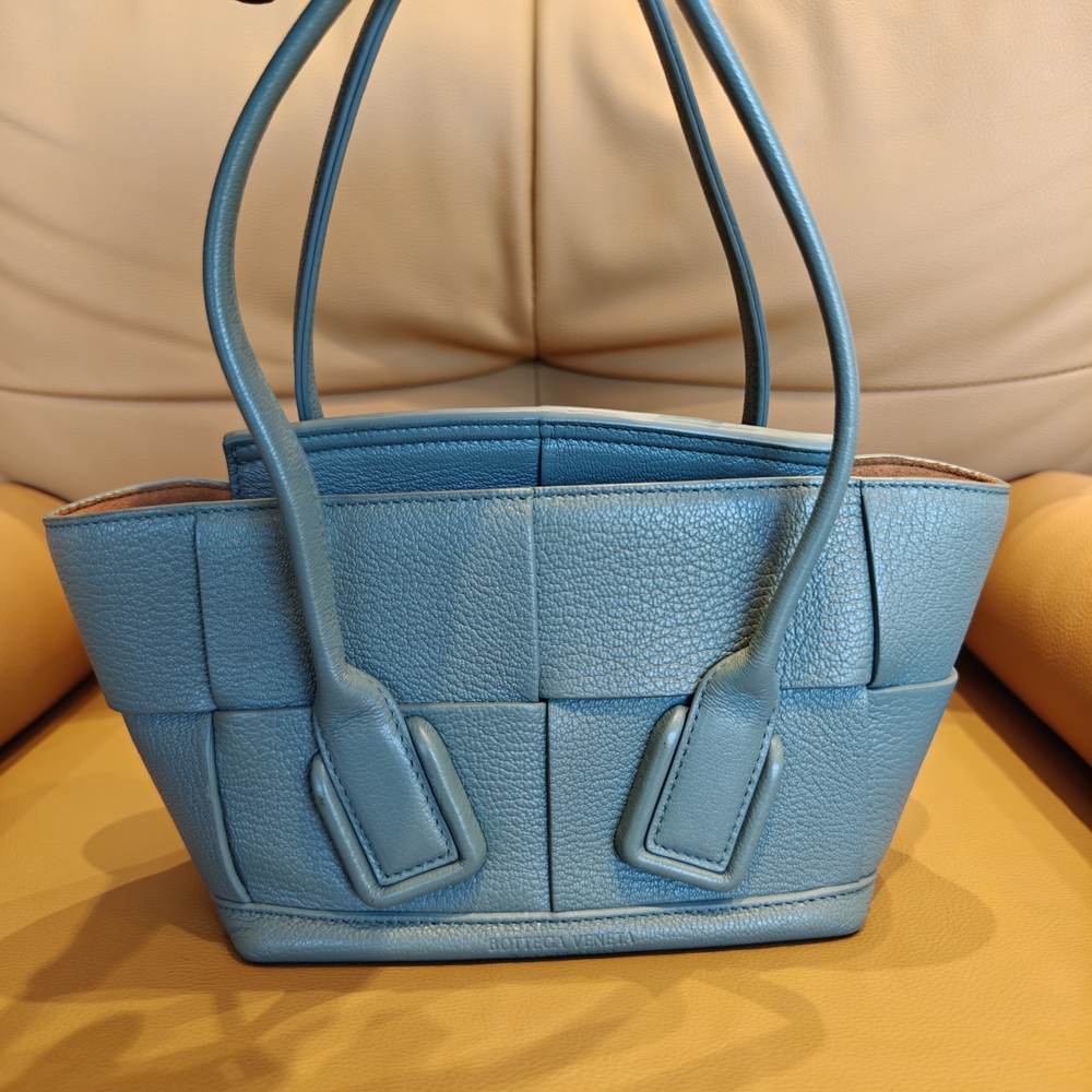 Bottega Veneta Arco Mini Crossbody Bag Blue Green - Picture 2 of 16